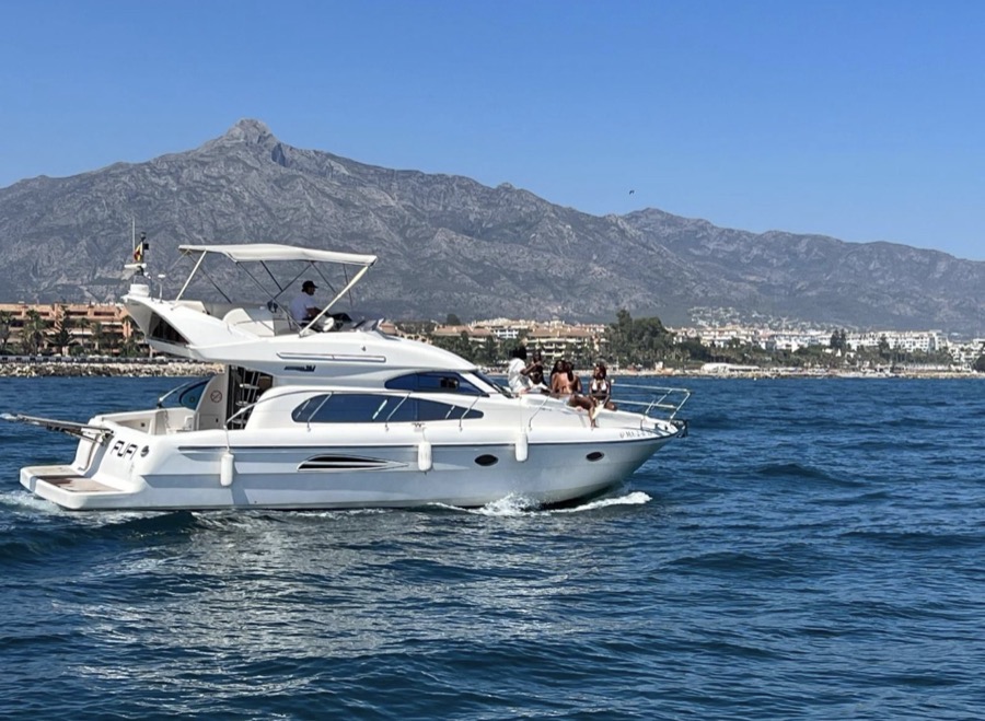 Family Boat Days — Marbella