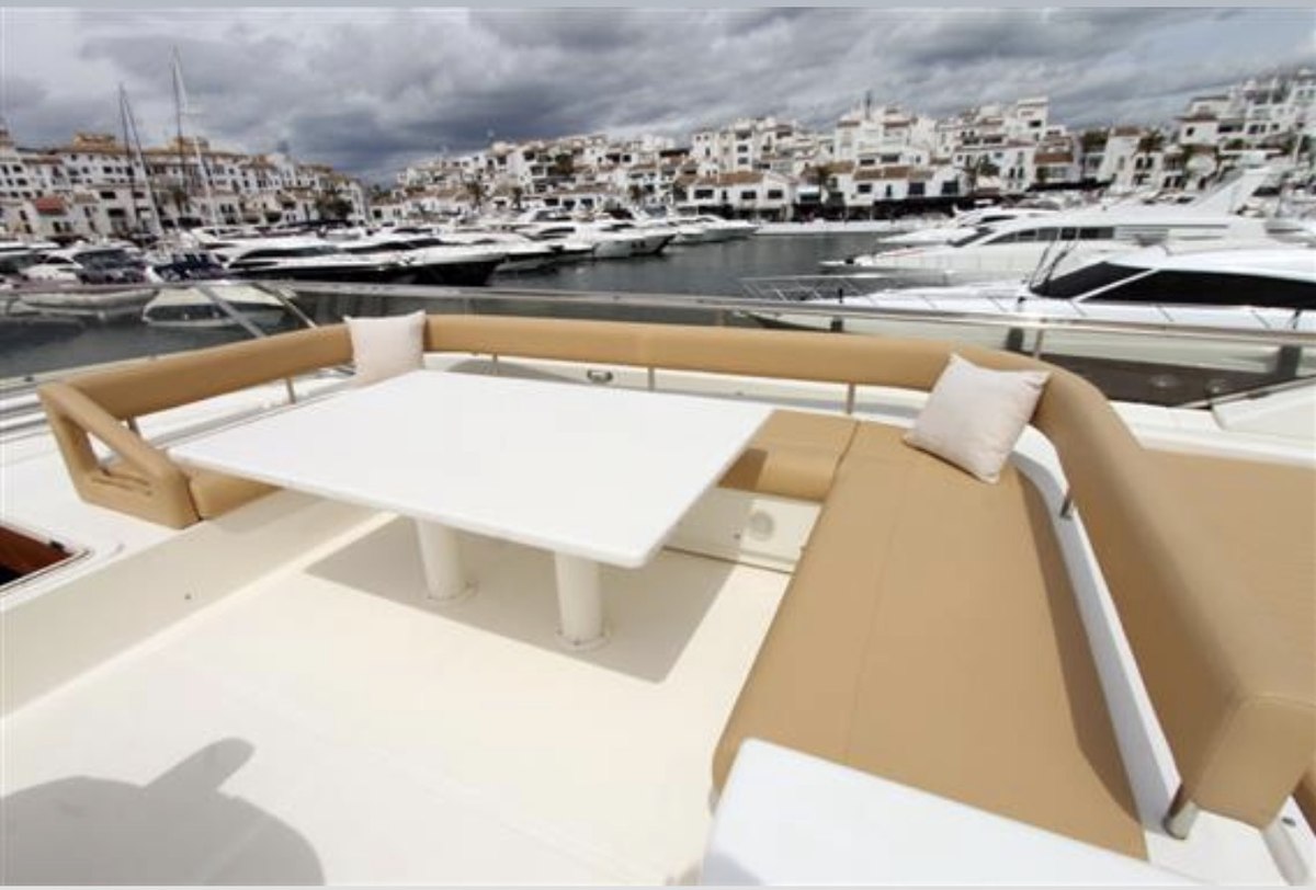 K80 flybridge deck at Puerto Banús