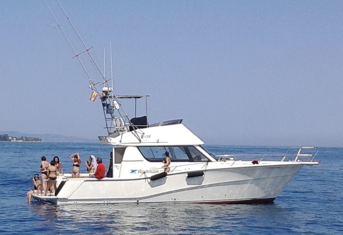 Red Tide Fishing Boat full exterior view