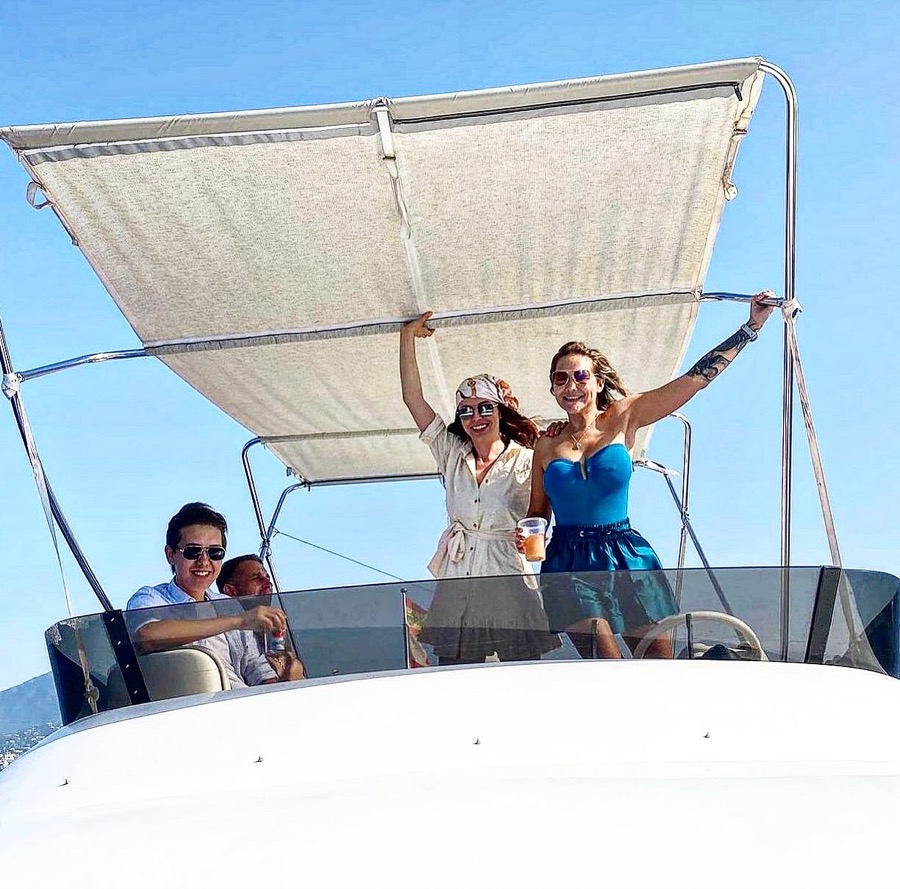 Family on board a Marbella charter yacht with kids